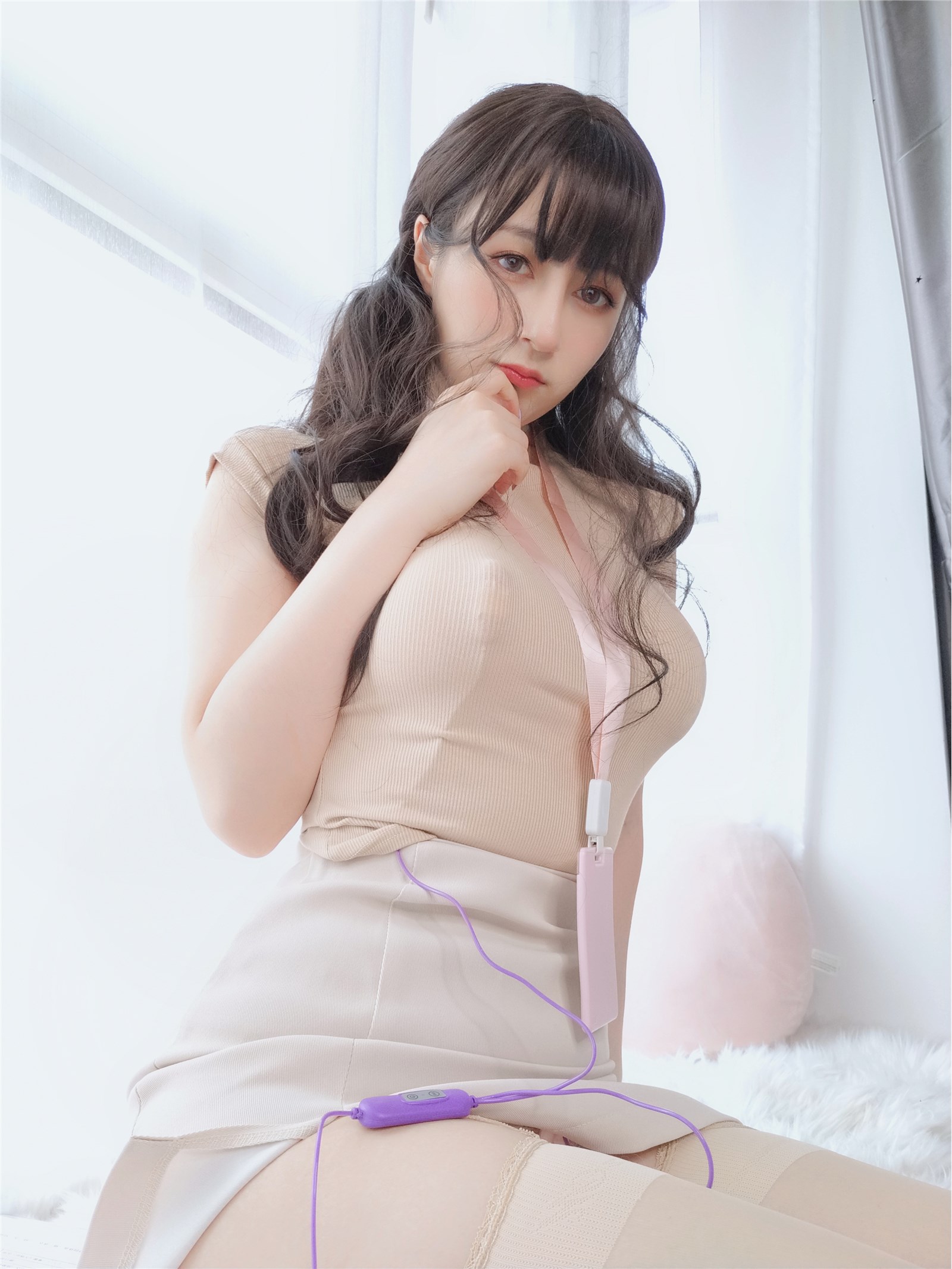 Miss Coser, Silver 81 NO.103, Boss's Intention(18)